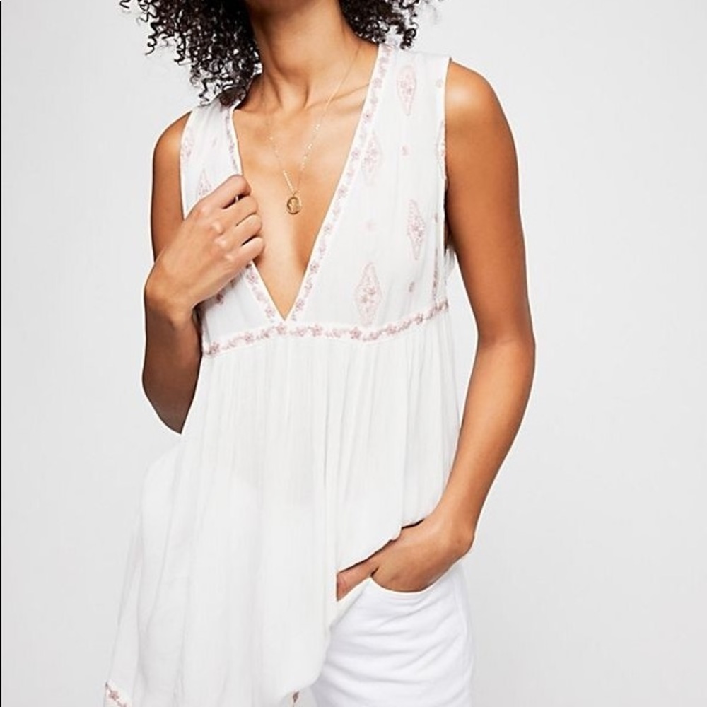 Free people flowy top - size s